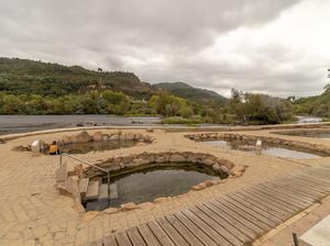 Kakek Superhero, Usia 70 Tahun Selamatkan Turis yang Tenggelam