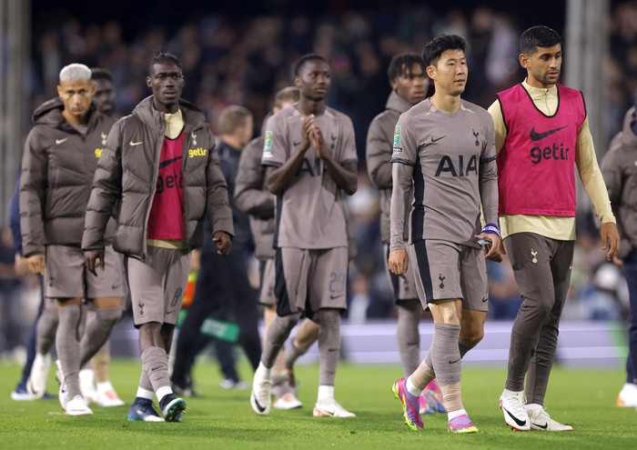 Soccer Football - Carabao Cup Second Round - Fulham v Tottenham Hotspur - Craven Cottage, London, Britain - August 29, 2023 Tottenham Hotspurs Son Heung-min looks dejected after the match Action Images via Reuters/Andrew Couldridge EDITORIAL USE ONLY. No use with unauthorized audio, video, data, fixture lists, club/league logos or live services. Online in-match use limited to 75 images, no video emulation. No use in betting, games or single club /league/player publications.  Please contact your account representative for further details.