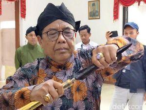 Tradisi Jamasan Jelang Hari Jadi Trenggalek, Ritual Pembersihan Pusaka Tradisi Jamasan Jelang Hari Jadi Trenggalek, Ritual Pembersihan Pusaka
