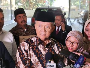 Anwar Abbas Jenguk Panji Gumilang di Bareskrim Usai Gugatan Rp 1 T Dicabut Anwar Abbas Jenguk Panji Gumilang di Bareskrim Usai Gugatan Rp 1 T Dicabut
