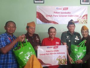 Alfamart & Yeos Bagikan Paket Bantuan untuk 250 Pejuang Kemerdekaan