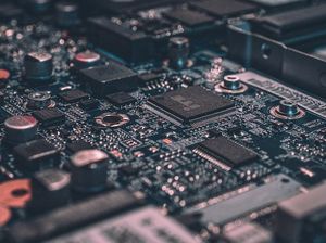 Mengenal CPU: Pengertian, Fungsi, dan Cara Kerjanya di Komputer