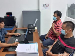 Penggerebekan Basecamp Narkoba di Tanjabbar Diwarnai Tembakan Peringatan Penggerebekan Basecamp Narkoba di Tanjabbar Diwarnai Tembakan Peringatan