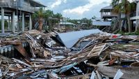 Florida Hancur Diterjang Badai Idalia