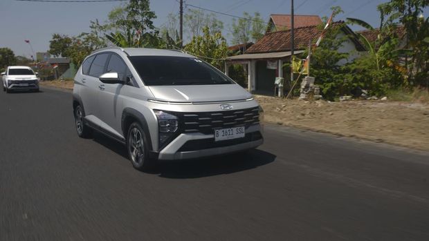 Hyundai Stargazer X