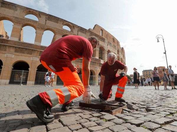 Hii... Colosseum Krisis Tikus