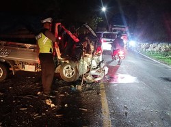 Lagi, Truk Vs Pikap di Jalur Tengkorak Denpasar-Gilimanuk