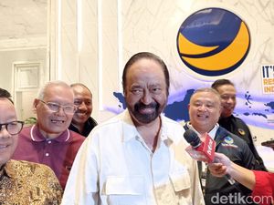 Kala Surya Paloh Bicara Tak Ada Kekuasaan yang Bertahta Sepanjang Zaman Kala Surya Paloh Bicara Tak Ada Kekuasaan yang Bertahta Sepanjang Zaman