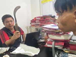 Begal Bacok Emak-emak di Palembang Diciduk Jatanras, Bawa Jimat Tali Pocong Begal Bacok Emak-emak di Palembang Diciduk Jatanras, Bawa Jimat Tali Pocong