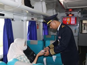 Bandel! 3 Penumpang KA Diturunkan Paksa gegara Lebihi Relasi Perjalanan Bandel! 3 Penumpang KA Diturunkan Paksa gegara Lebihi Relasi Perjalanan