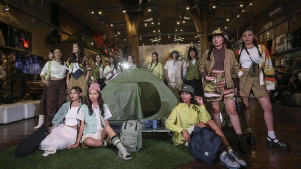 Koleksi Ini Cocok untuk Perempuan Pecinta Aktivitas Alam