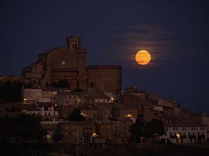 Daftar Fenomena Astronomi Juni 2025: Hujan Meteor hingga Strawberry Moon Daftar Fenomena Astronomi Juni 2025: Hujan Meteor hingga Strawberry Moon