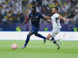 Sadio Mane Nyaris Adu Jotos dengan Bek Al Shabab