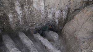 Saluran Kuno Berusia 2.800 Tahun Ditemukan di Luar Kota Tua Yerusalem