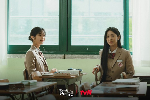 Shin Eun Soo dan Seol In Ah/Foto: mydramalist.com Aktor drama Twinkling Watermelon.