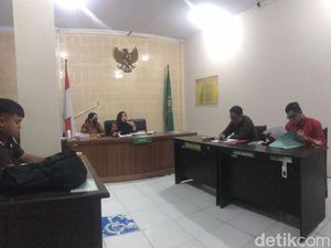 Pemuda Sidoarjo yang Setubuhi Santriwati di Vila Pacet Divonis 1 Tahun Bui Pemuda Sidoarjo yang Setubuhi Santriwati di Vila Pacet Divonis 1 Tahun Bui