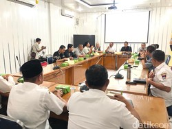 Pemkot Padang Akan Periksa Camat-Lurah Terlibat Politik