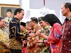 Sukses Kendalikan Inflasi 4 Tahun, Banyuwangi Raih Penghargaan dari Presiden