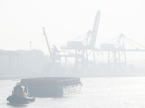 Bukan Foto Negatif, Ini Kota Palembang Saat Dikepung Kabut Asap