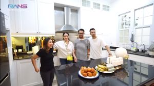 Intip Dapur Rumah Baru Kiky Saputri dan Muhammad Khairi yang Klasik