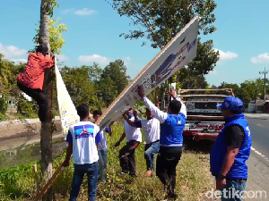 Demokrat Lumajang Targetkan Pencopotan Baliho Anies Tuntas Sore Ini