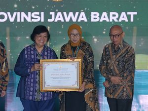 Pemprov Jabar Raih Penghargaan Nirwasita Tantra KLHK di 3 Kategori