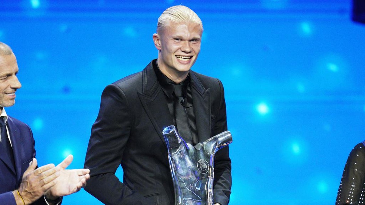 Erling Haaland Pemain Terbaik UEFA 2022/2023. (Foto: AP/Daniel Cole)