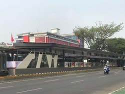 Halte Bundaran Senayan Dibuka Lagi, Penumpang Senang Kini Lebih Luas