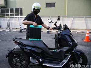 Beli Motor Listrik Langsung Dapat Subsidi Rp 7 Juta, Ini Syaratnya
