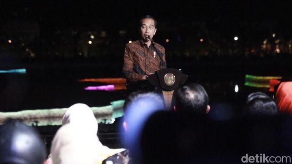 Momen Jokowi Resmikan Revitalisasi TMII