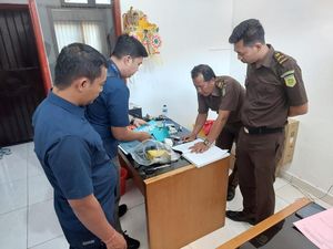 Pikap Seruduk Motor-3 Orang Tewas, Ahmad Dani Terancam 6 Tahun Bui Pikap Seruduk Motor-3 Orang Tewas, Ahmad Dani Terancam 6 Tahun Bui