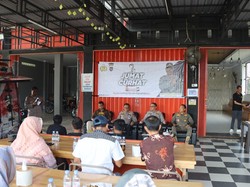 Polres Paser Gelar Jumat Curhat Komunitas Transportasi Online-Jasa Pengiriman