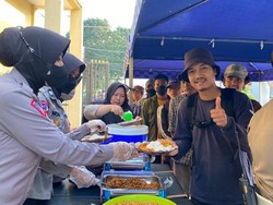 Jumat Berkah, Polresta Bogor Kota Berbagi Sarapan-Cek Kesehatan Buat Warga