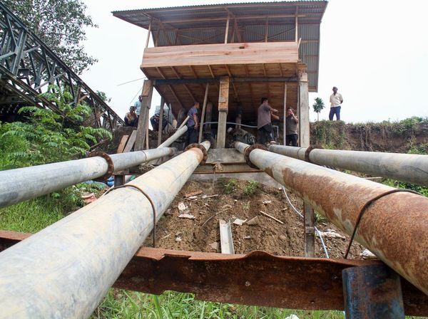 8.900 Ha Sawah di Aceh Kekeringan, Petani Patungan Bikin Pompa Air