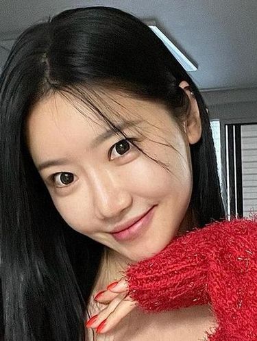 Sarah, selebgram Korea Selatan yang viral dengan penampilan awet muda di usia 50 tahun