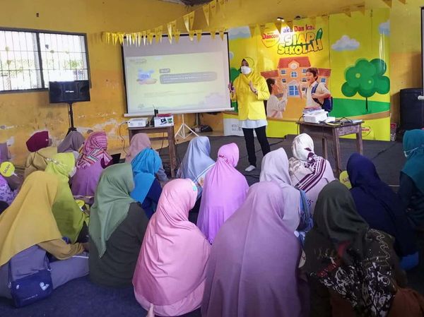 Seminar Pentingnya Pola Asuh Anak