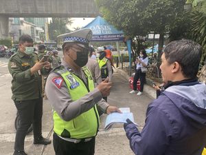 Niatnya Ikut Uji Emisi di Blok M Malah Kena Tilang, Dody Cuma Bisa Tertawa