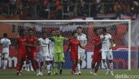 Skor 1-1 itu jelas kerugian besar bagi Persija yang berstatus tuan rumah. Padahal, Macan Kemayoran sudah unggul lebih dulu. 