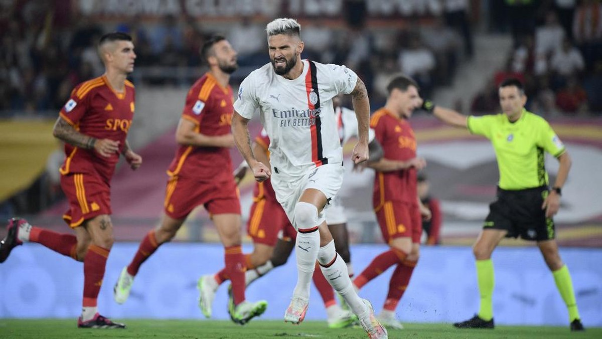 AC Milan menang 2-1 di kandang AS Roma dalam lanjutan Liga Italia (Foto: AFP/FILIPPO MONTEFORTE)