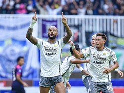 Maung Bandung yang Mulai Mengaum