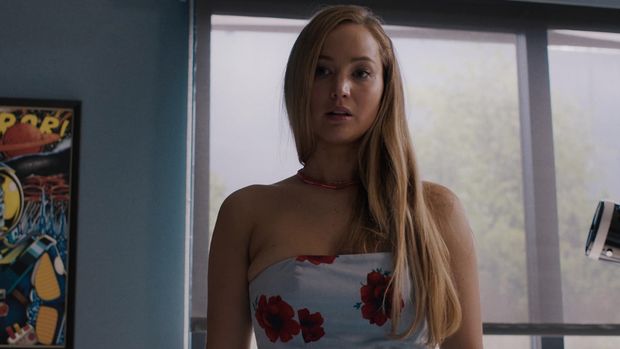 Penampilan Jennifer Lawrence dalam film No Hard Feeling (2023).