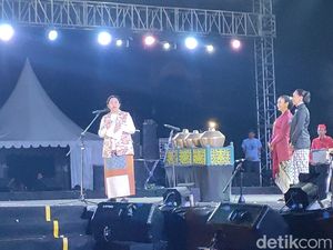 Puan Maharani Tutup SIPA 2023, Gibran Dampingi Ganjar Nonton Wayang