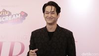 13 Potret Kim Bum Tersenyum untuk Cerahkan Minggumu!