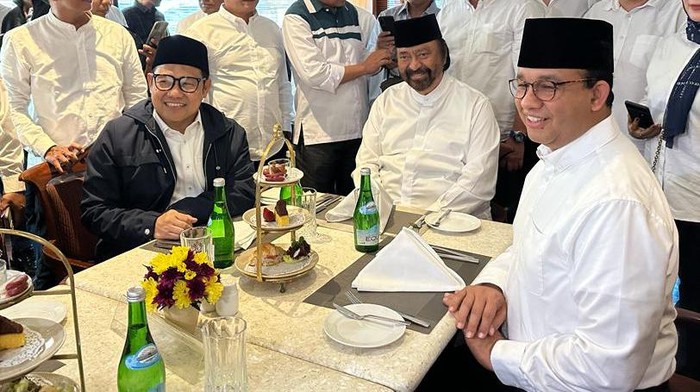 Momen Anies-Cak Imin-Surya Paloh Duduk Satu Meja di Lokasi Deklarasi
