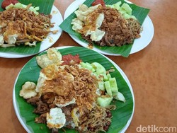 Gurihnya Kuliner Nasi Gemuk Khas Jambi di Mangga Besar