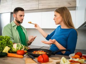 Parah! Wanita Ini Racuni Makanan Suami karena Bosan dengan Pernikahannya Parah! Wanita Ini Racuni Makanan Suami karena Bosan dengan Pernikahannya