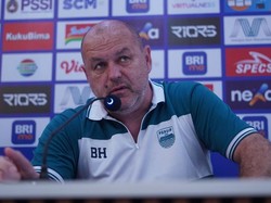 Persib Masih Banyak Lakukan Kesalahan