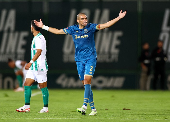 Soccer Football - Portugal - Primeira Liga - Rio Ave v FC Porto - Estadio dos Arcos, Vila do Conde, Portugal - August 28, 2023 FC Portos Pepe REUTERS/Pedro Nunes