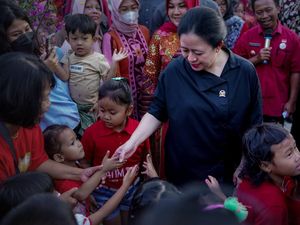 Puan Hadiahkan Calon Pengantin dari Klaten Tiket Perjalanan Bulan Madu