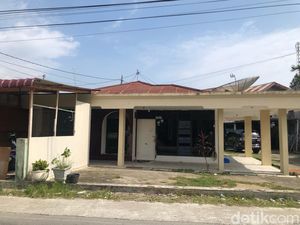 Penampakan Rumah di Padang yang Jadi Tempat Ibadah Jemaat Gereja Penampakan Rumah di Padang yang Jadi Tempat Ibadah Jemaat Gereja